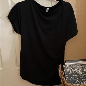 Lululemon black short sleeve top size 2